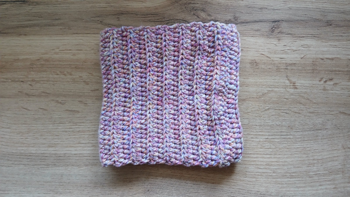 Gebreide hondensjaal – Roze